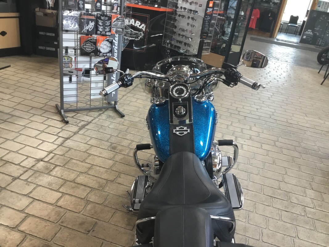 2015 Harley-Davidson Softail Deluxe Hard Candy Cancun Blue Flake - Photo 6