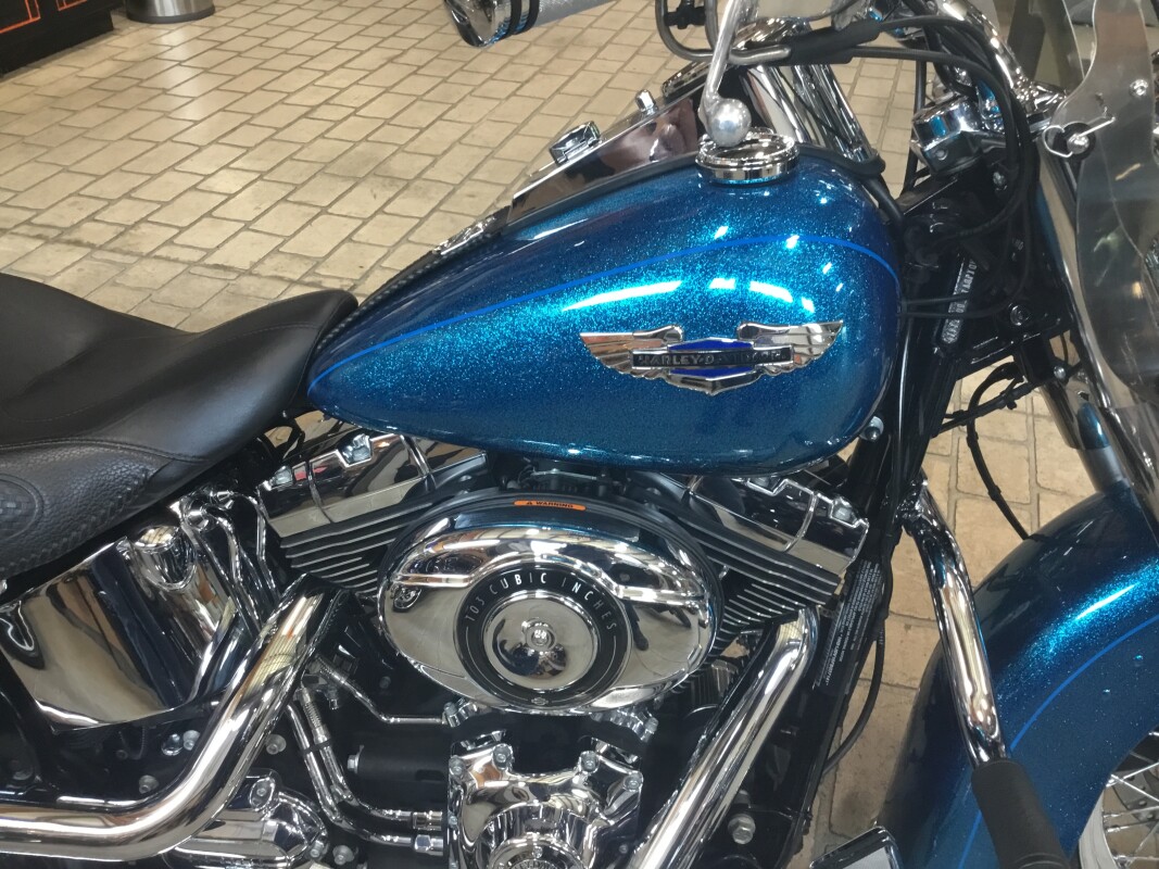 2015 Harley-Davidson Softail Deluxe Hard Candy Cancun Blue Flake - Photo 2