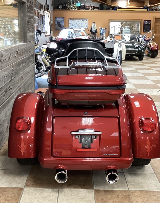 2018 Harley-Davidson Tri Glide Ultra Wicked Red/Twisted Cherry - Photo 3