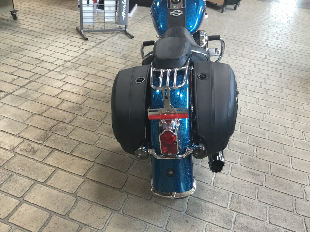 2015 Harley-Davidson Softail Deluxe Hard Candy Cancun Blue Flake - Photo 5
