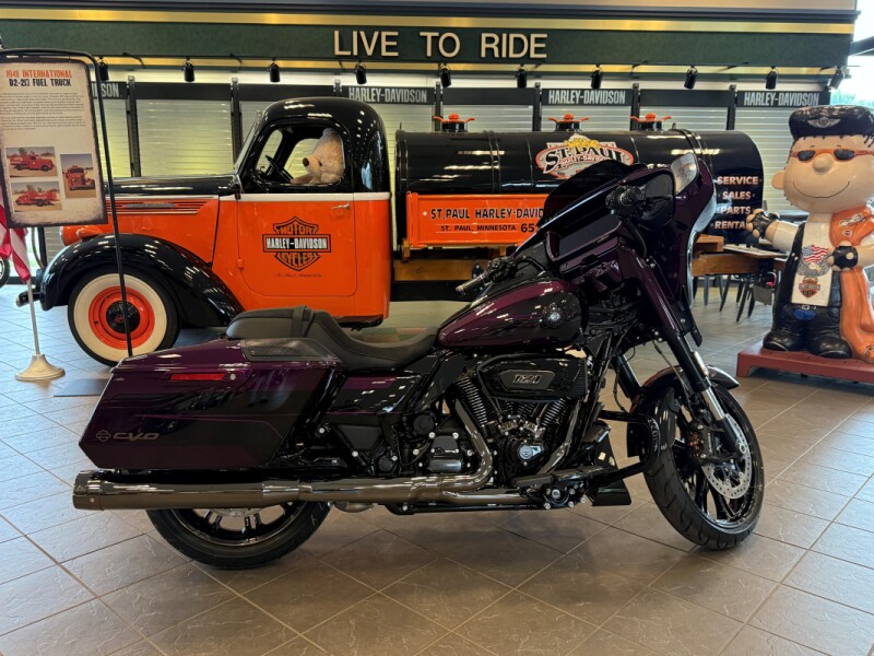 2025 Harley-Davidson CVO Street Glide FLHXSE