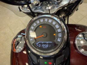 2018 Harley-Davidson Heritage Softail FLHC thumb 0