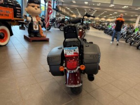 2018 Harley-Davidson Heritage Softail FLHC thumb 1