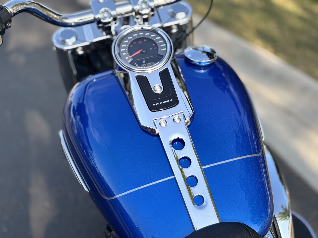 2025 Harley-Davidson Fat Boy Blue Burst - Photo 9