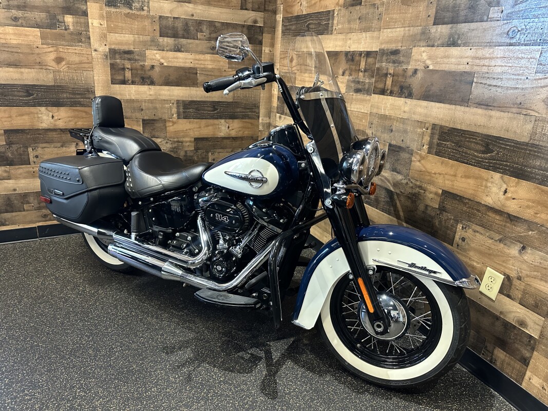 2019 Harley-Davidson Heritage Classic 114 Billiard Blue/Billiard White FLHCS - Photo 4
