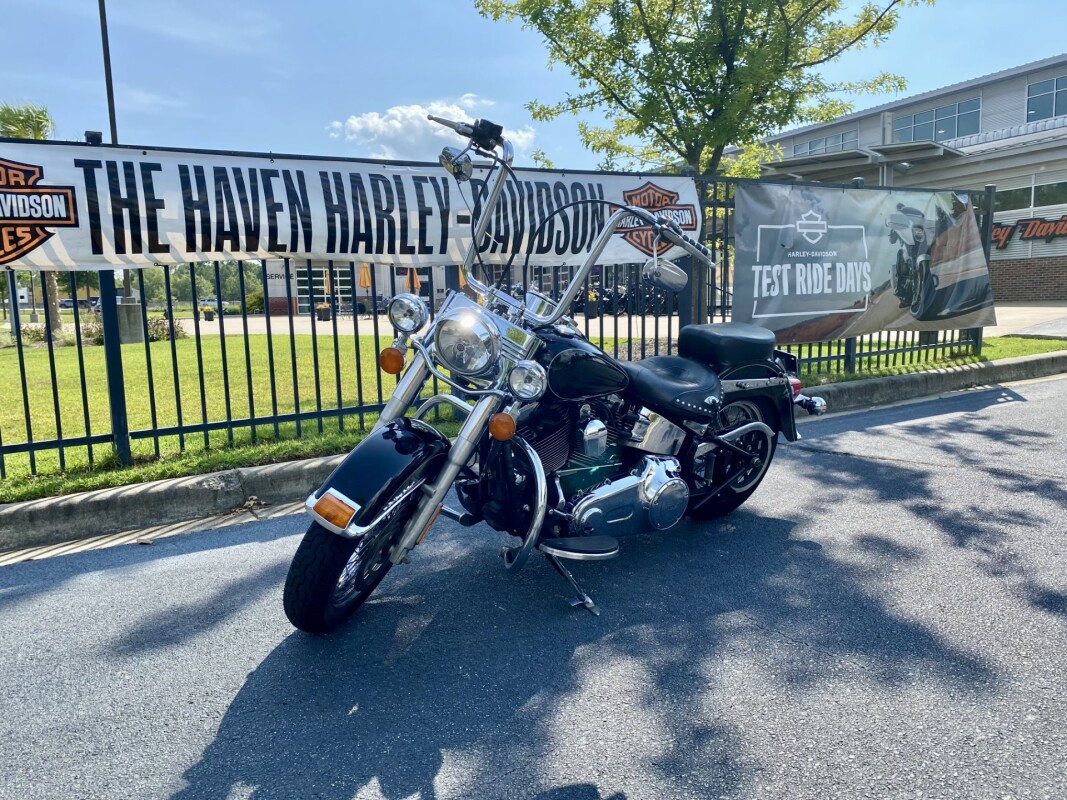 2015 Harley-Davidson Heritage Softail Classic Vivid Black - Photo 3