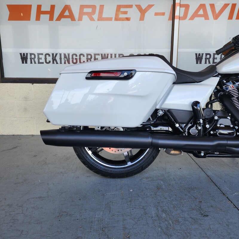2025 Harley-Davidson Street Glide | Premium Touring Motorcycle - Photo 7
