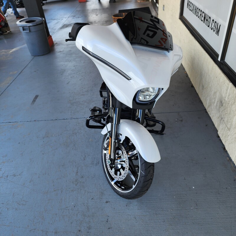 2025 Harley-Davidson Street Glide | Premium Touring Motorcycle - Photo 2