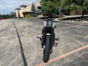 2021 Harley-Davidson® Street Bob® 114 Stone Washed White Pearl thumb 0