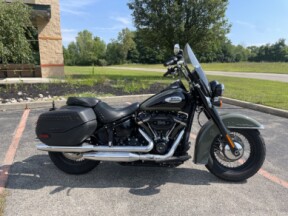 2021 Harley-Davidson® Heritage Classic 114 Deadwood Green/Vivid Black thumb 3
