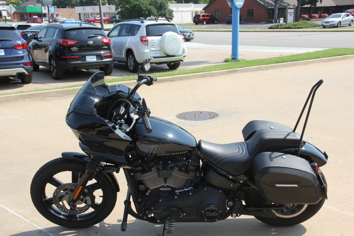 2024 Harley-Davidson Street Bob 114 Vivid Black - Photo 3
