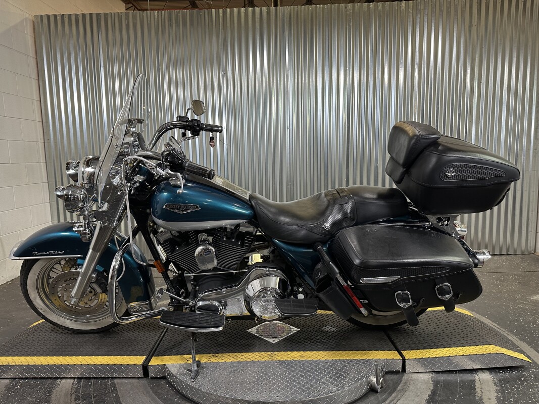 2004 Harley-Davidson Road King Classic Two-Tone Luxury Teal and Brilliant Silver - Photo 5