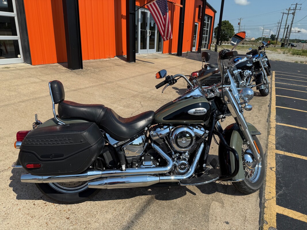 2021 Harley-Davidson Heritage Classic 107 Deadwood Green/Vivid Black - Photo 6