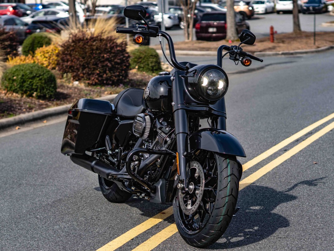 FLHRXS 2025 Road King Special - Photo 7