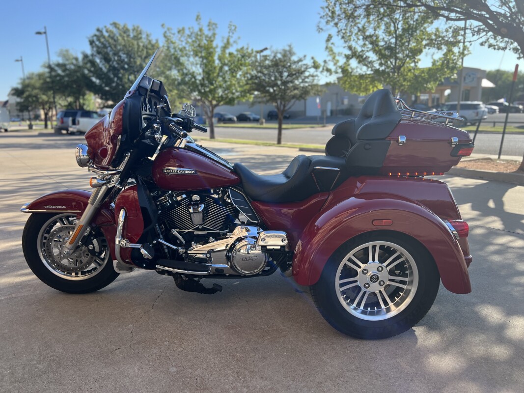 2021 Harley-Davidson Tri Glide Ultra Billiard Red - Photo 5