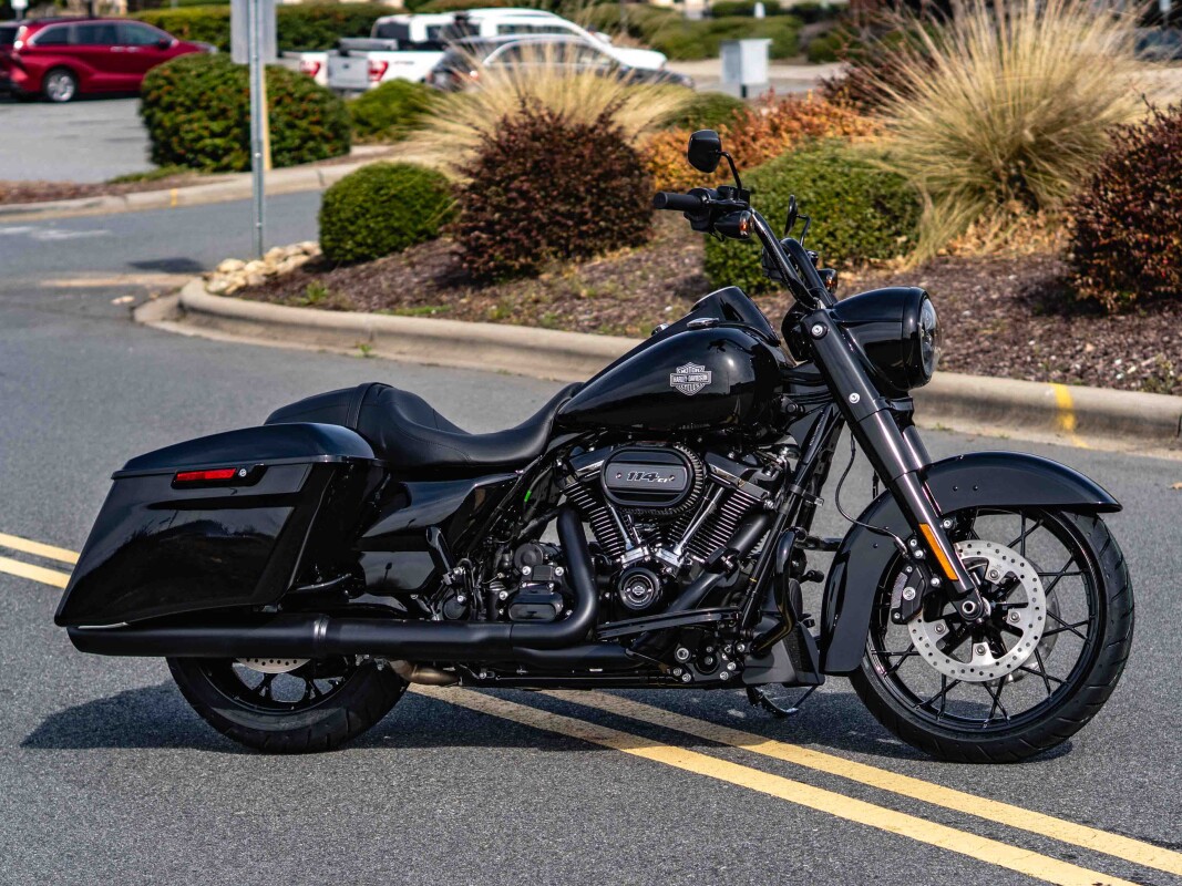 FLHRXS 2025 Road King Special - Photo 5