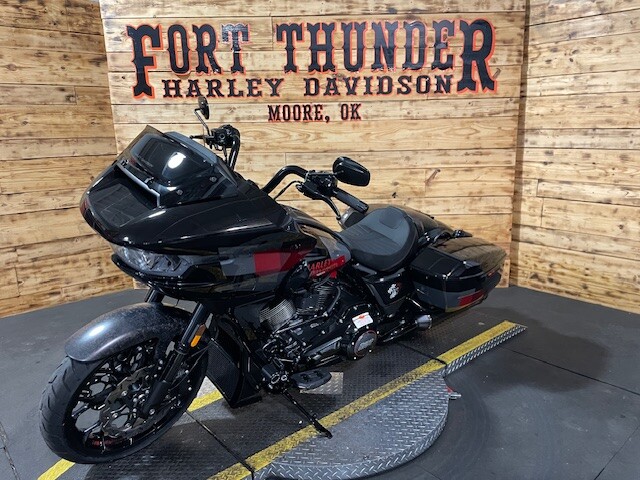 Harley-Davidson CVO Road Glide ST 2025 FLTRXSTSE HOT LAP - Photo 7