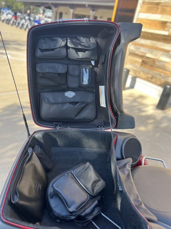 2021 Harley-Davidson Tri Glide Ultra Billiard Red - Photo 9