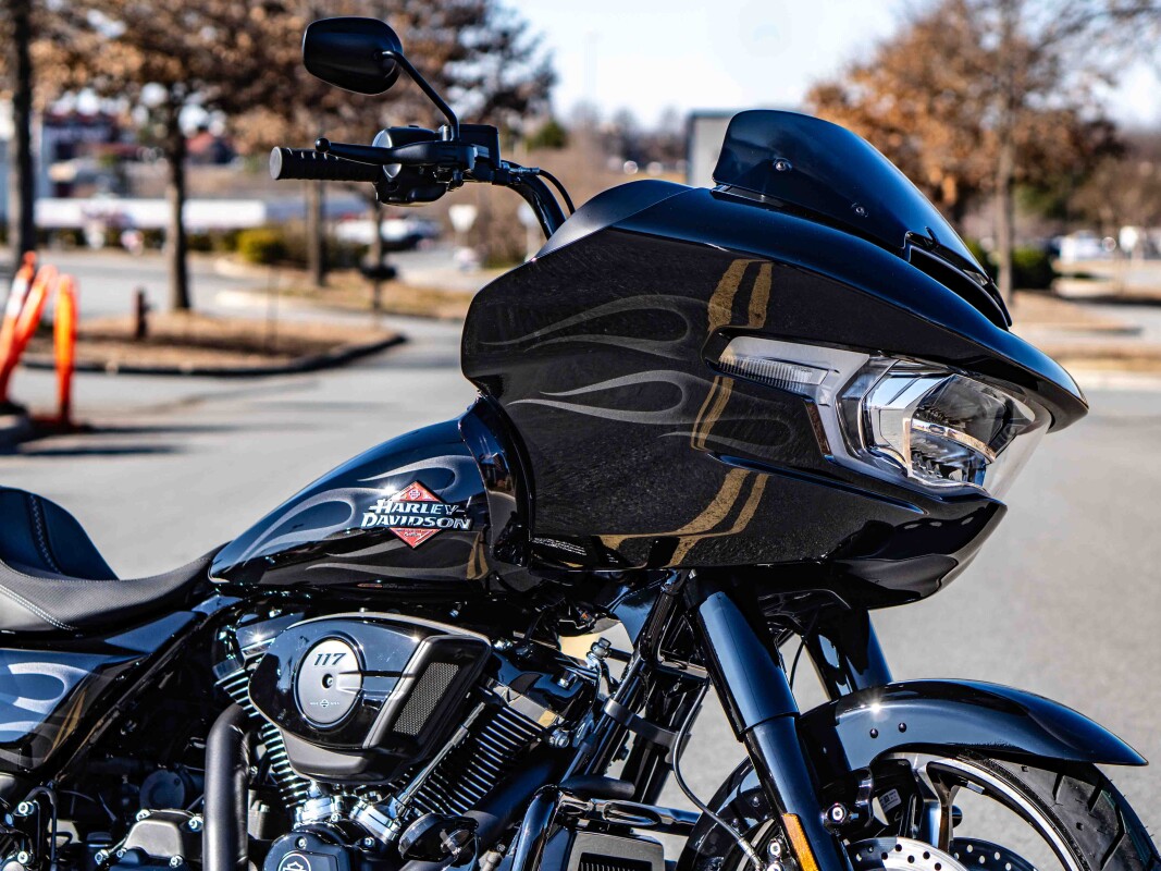 FLTRX 2025 Road Glide - Photo 7