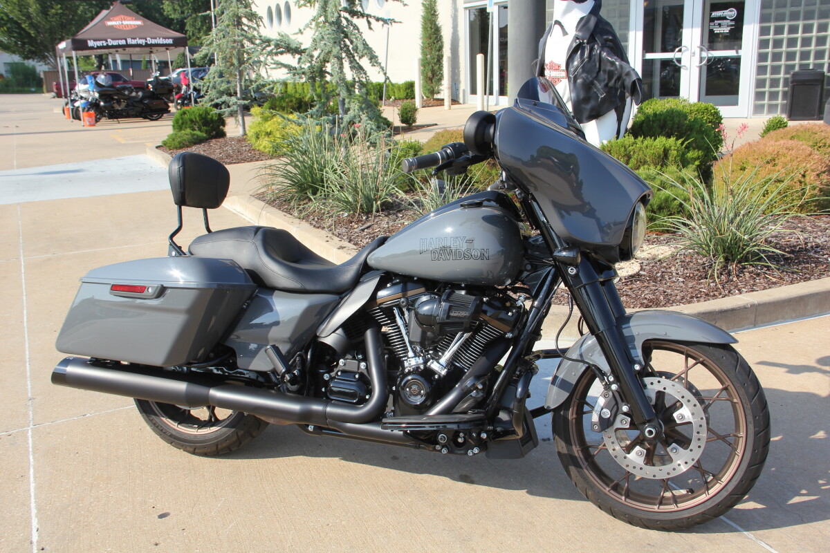 2022 Harley-Davidson Street Glide ST Gunship Gray - Photo 4