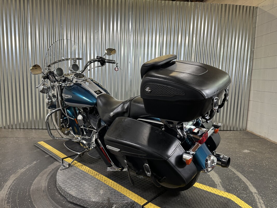 2004 Harley-Davidson Road King Classic Two-Tone Luxury Teal and Brilliant Silver - Photo 6