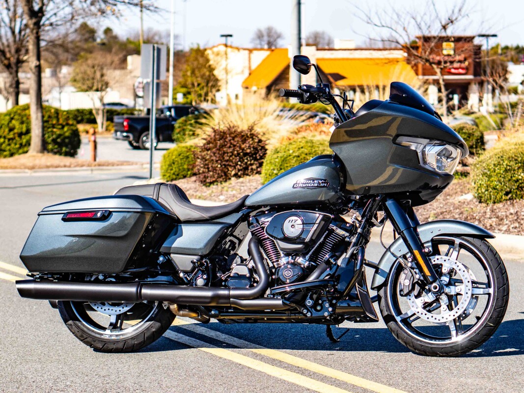 FLTRX 2025 Road Glide - Photo 5