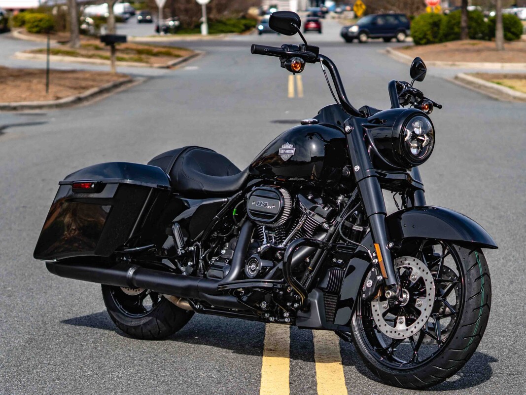 FLHRXS 2025 Road King Special - Photo 3
