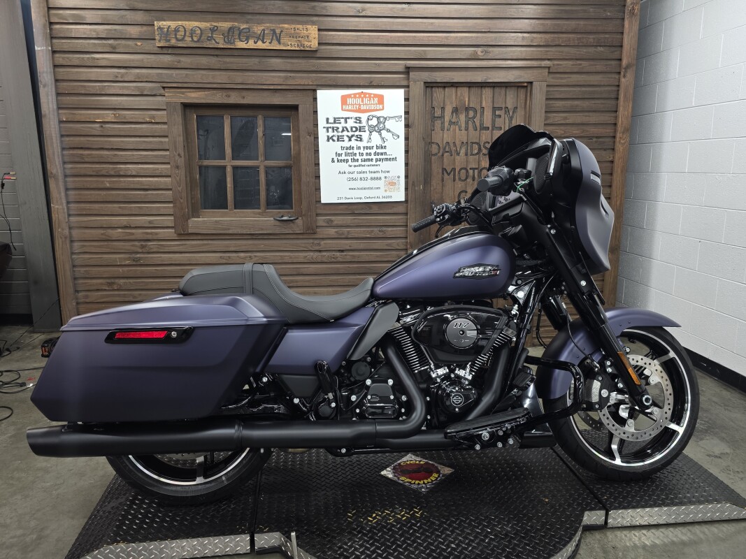 2025 Harley-Davidson Street Glide PRPL ABYSS DNM/BLACK TRIM