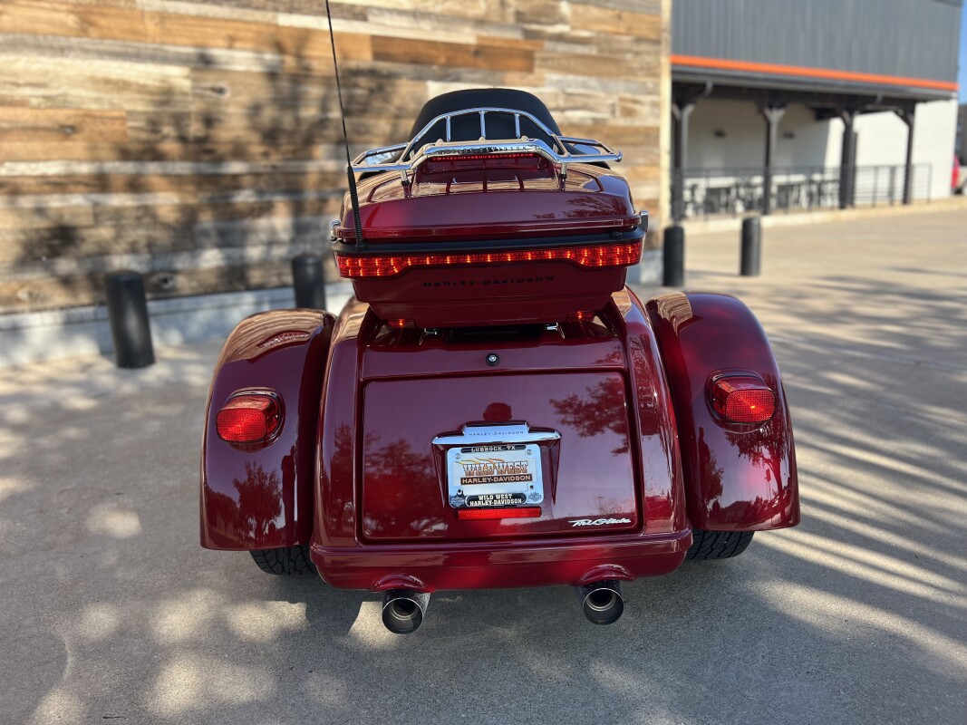 2021 Harley-Davidson Tri Glide Ultra Billiard Red - Photo 7
