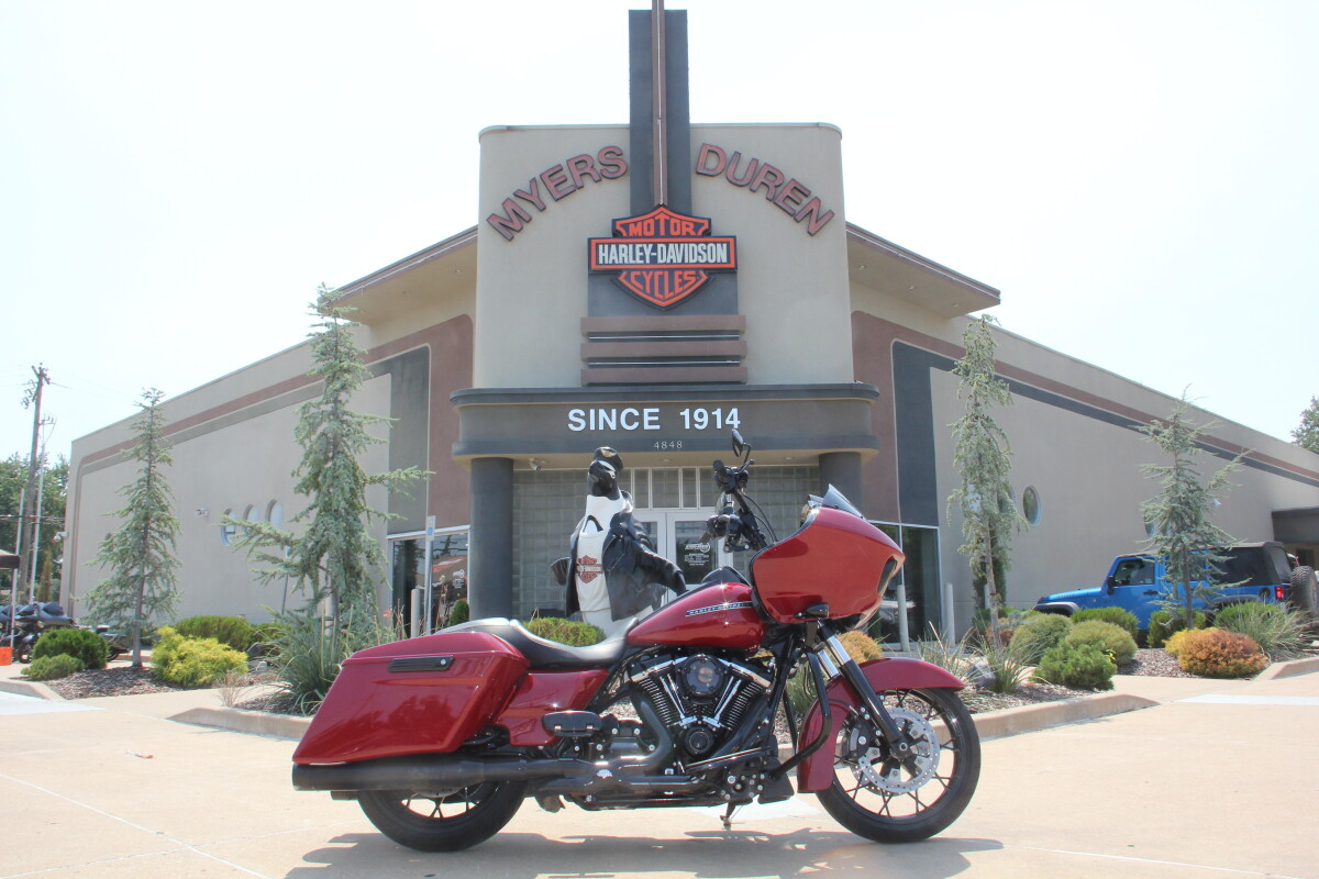 2020 Harley-Davidson Road Glide Special Billiard Red