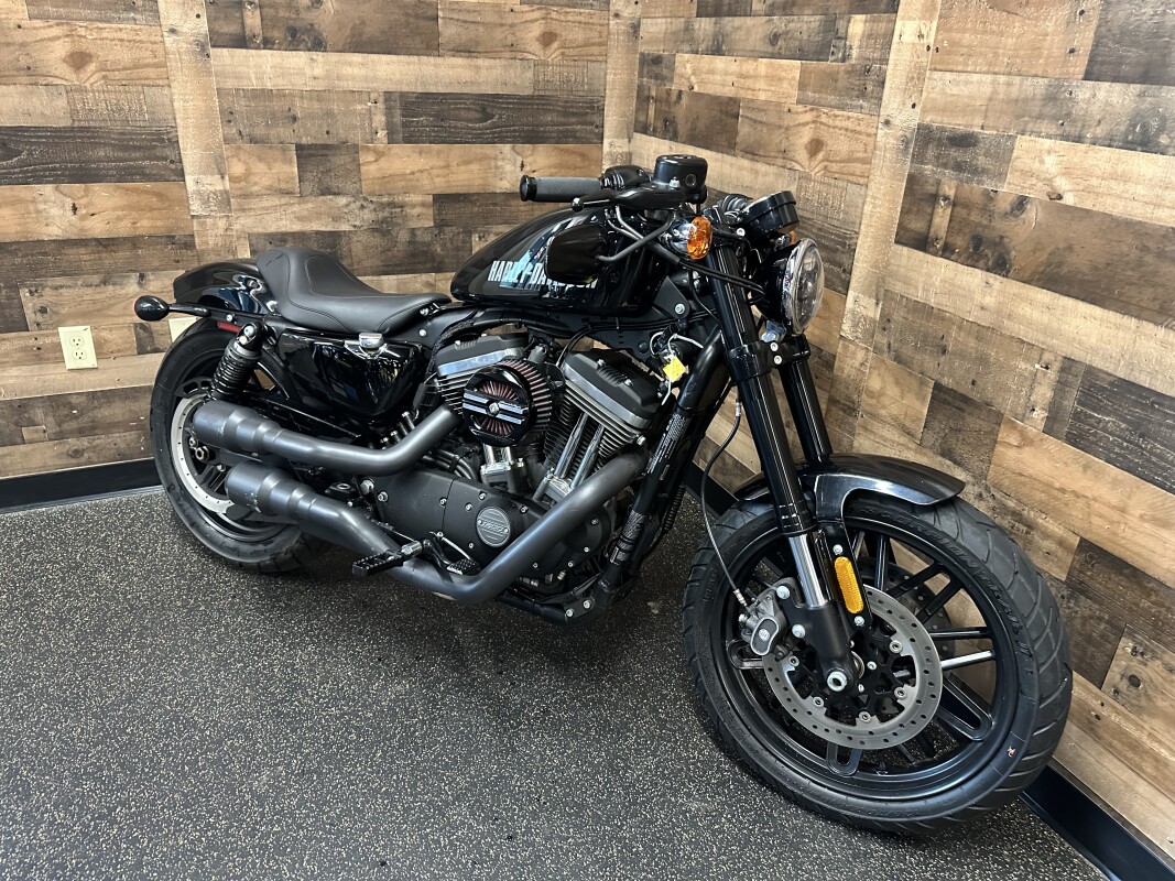 2016 Harley-Davidson Roadster Black Denim & Red Pinstrip XL1200CX - Photo 3