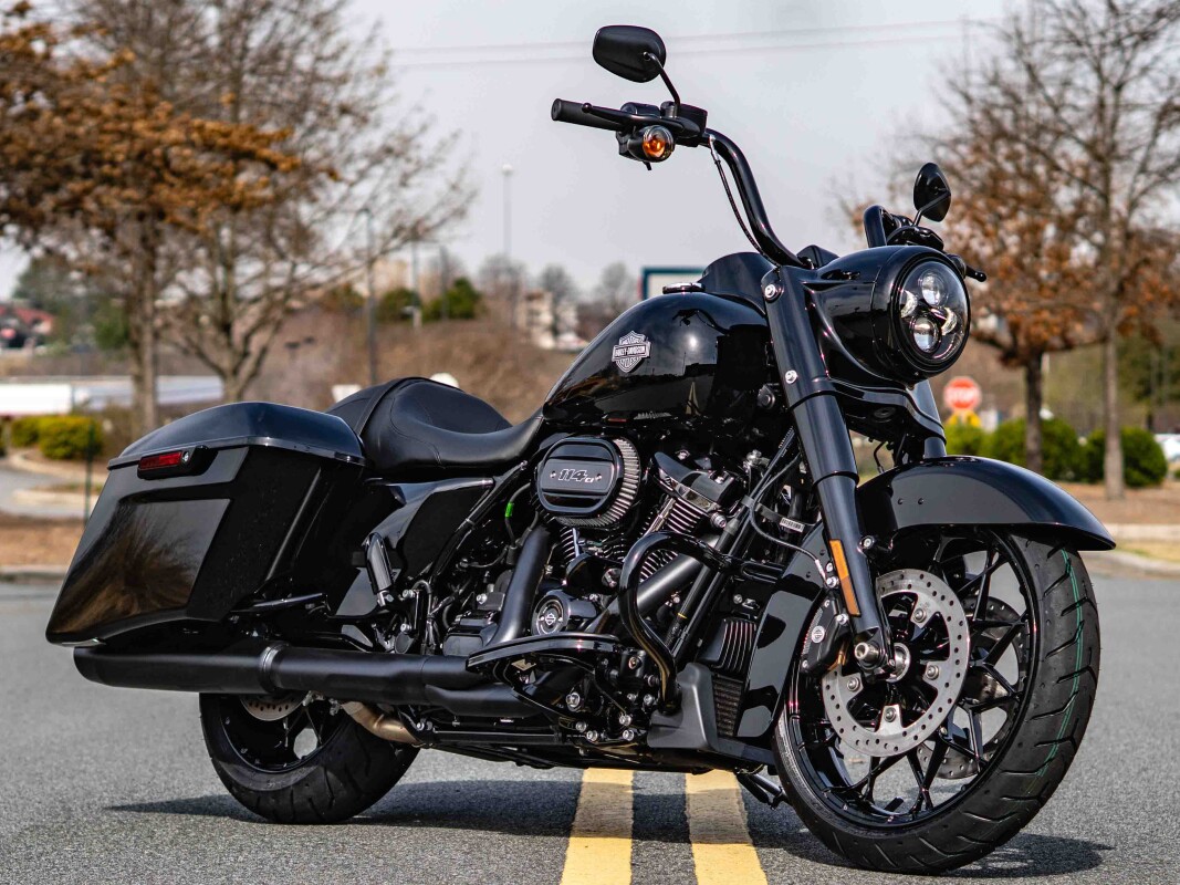 FLHRXS 2025 Road King Special - Photo 2