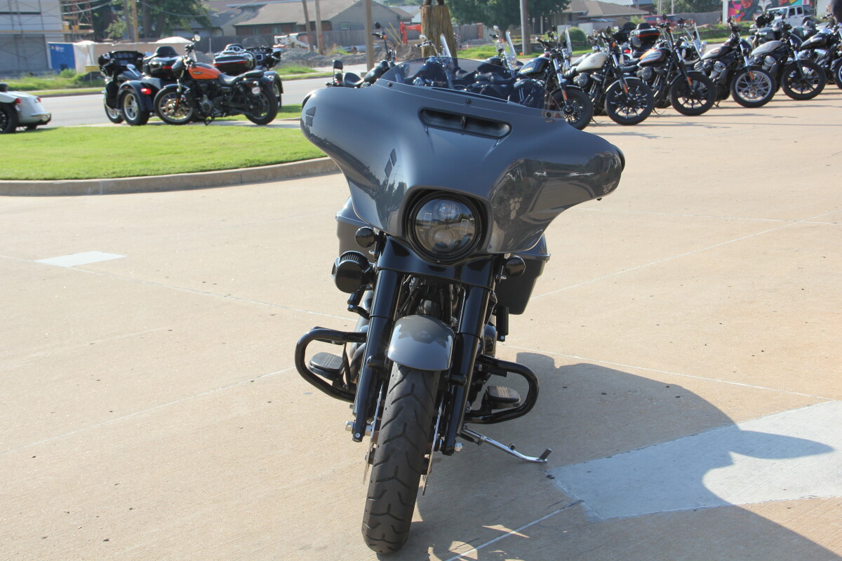 2022 Harley-Davidson Street Glide ST Gunship Gray - Photo 8