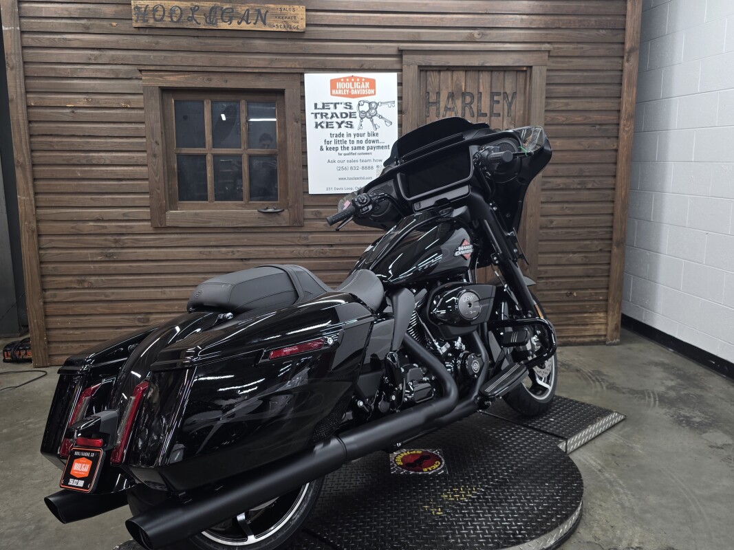 2025 Harley-Davidson Street Glide MDNGHT FIRSTORM/BLK TRIM - Photo 2