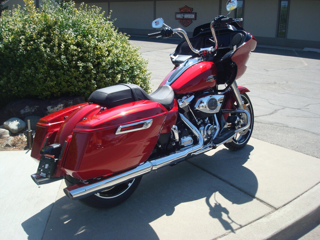 2025 Harley-Davidson Road Glide Brilliant Red - Photo 3