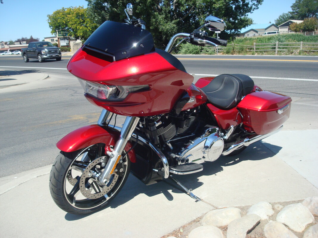 2025 Harley-Davidson Road Glide Brilliant Red - Photo 4