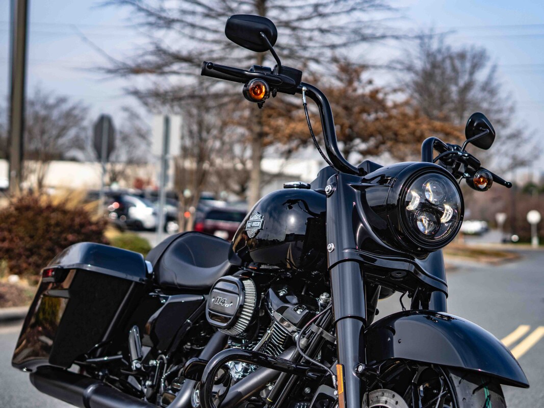 FLHRXS 2025 Road King Special - Photo 8