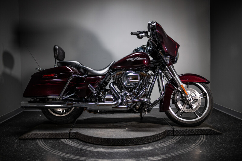 2014 Street Glide® Special (FLHXS)