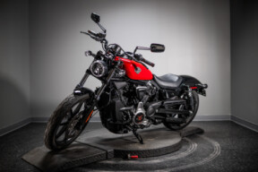 2023 Nightster™ (RH975) thumb 1