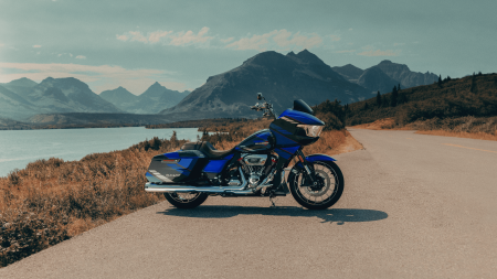 Experience Milwaukee-Eight® 121 Engine on 2025 Harley-Davidson® CVO™ Road Glide® near Bentonville