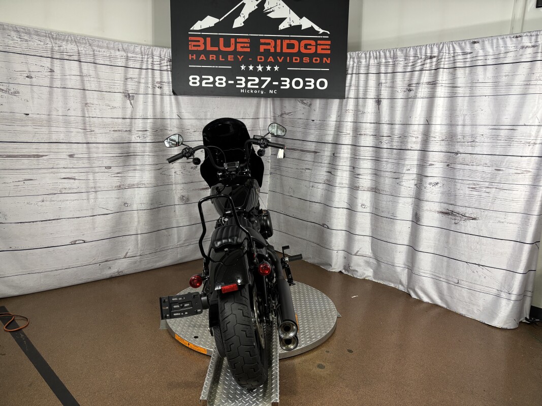 2018 Street Bob – Lean and Mean Softail - Photo 7