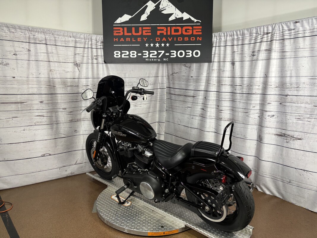 2018 Street Bob – Lean and Mean Softail - Photo 6