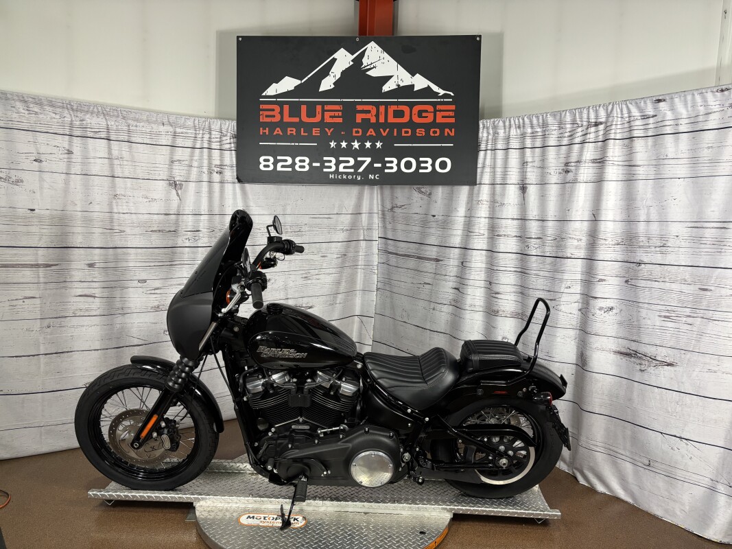 2018 Street Bob – Lean and Mean Softail - Photo 5