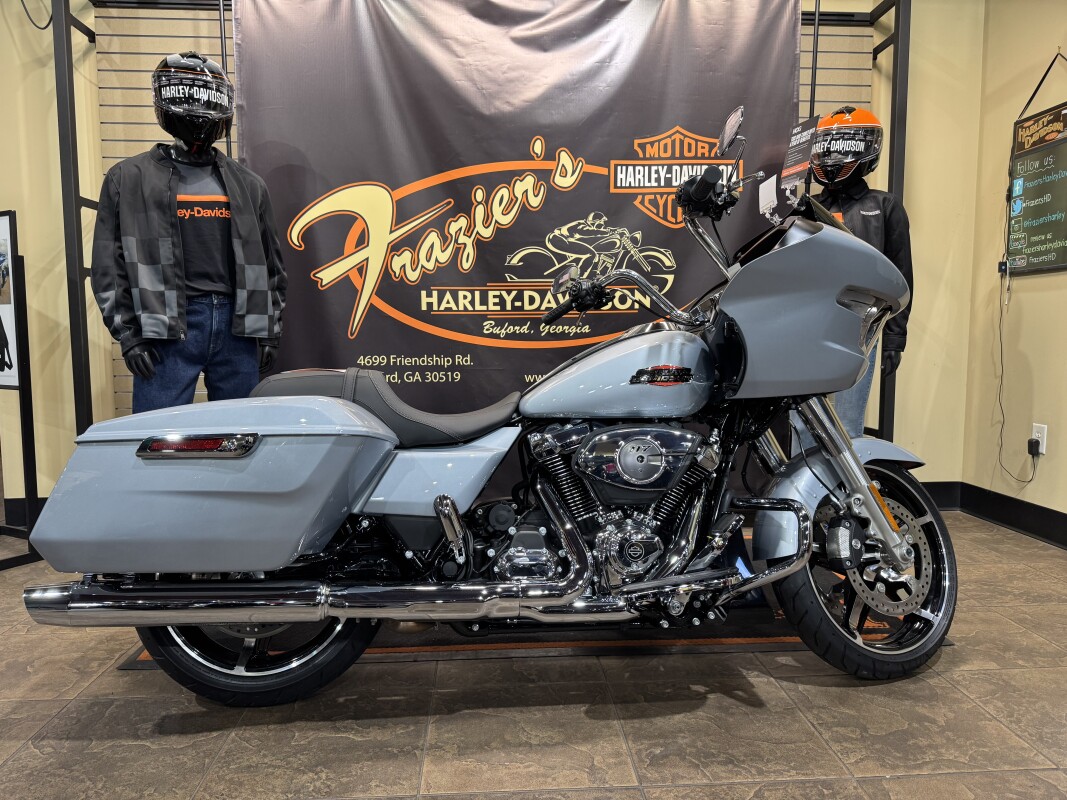 2025 Harley-Davidson Road Glide Atlas Silver Metallic