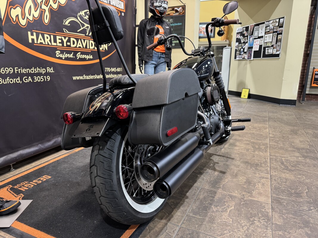 2024 Harley-Davidson Street Bob 114 Vivid Black - Photo 3
