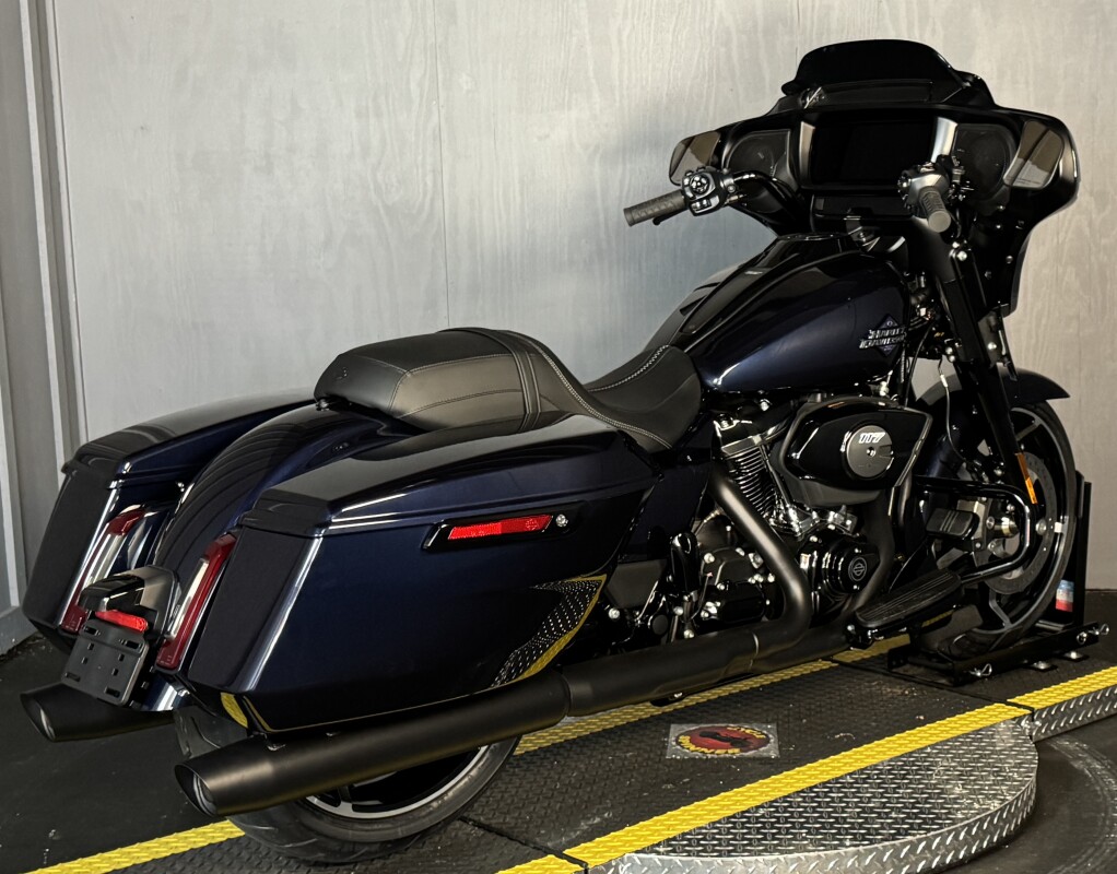 2025 Harley-Davidson Street Glide FLHX MYSTIC SHIFT - Photo 8