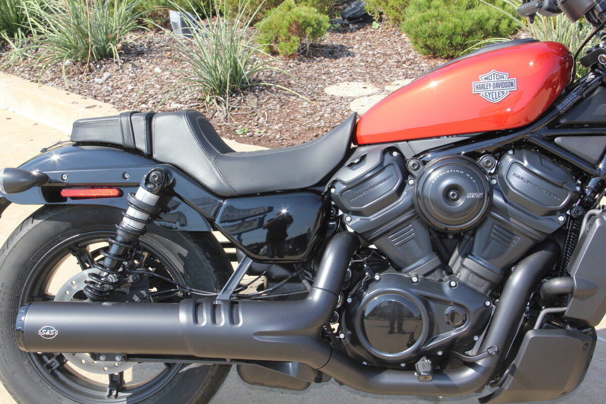 2025 Harley-Davidson Nightster Whiskey Fire - Photo 10