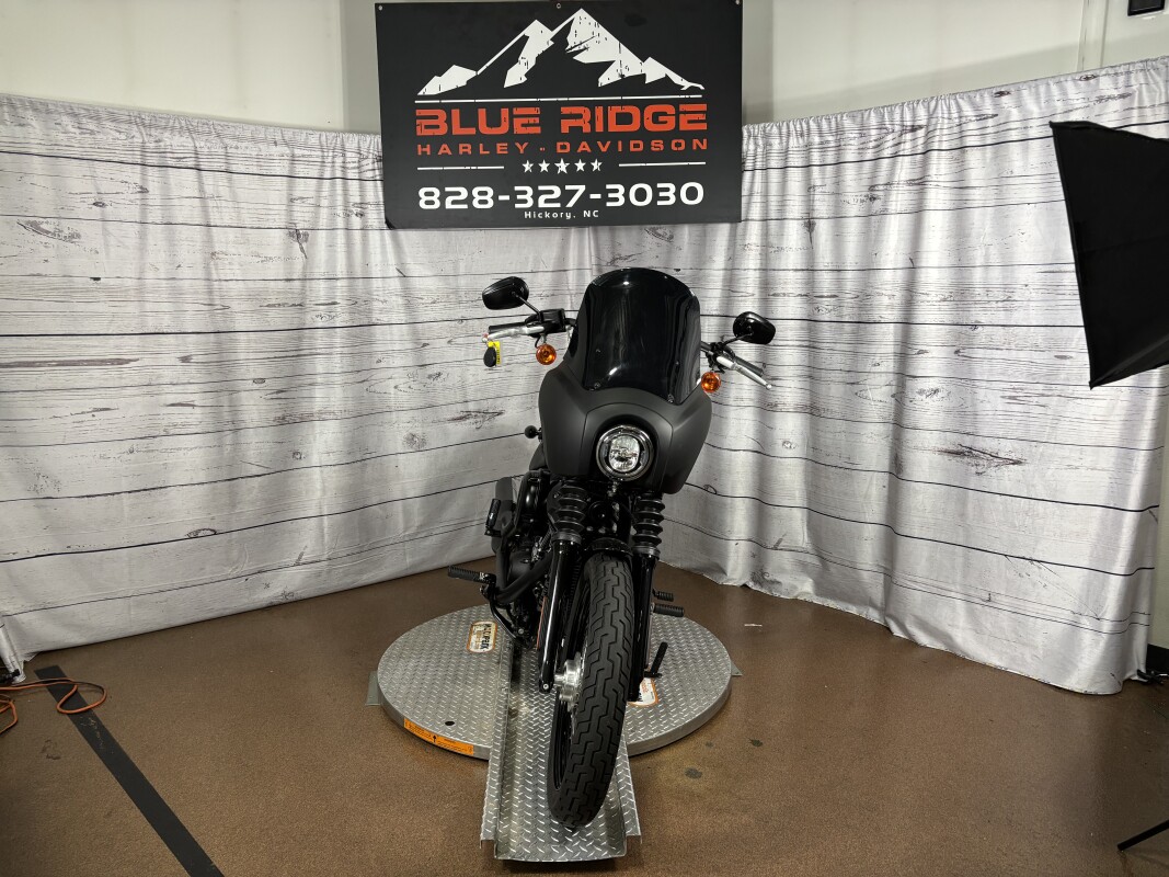 2018 Street Bob – Lean and Mean Softail - Photo 3