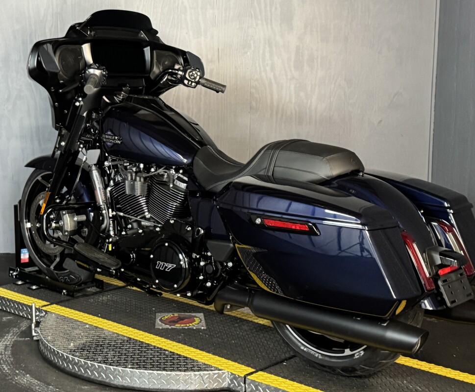 2025 Harley-Davidson Street Glide FLHX MYSTIC SHIFT - Photo 10