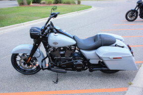2025 Harley-Davidson® Road King™ Special FLHRXS thumb 0